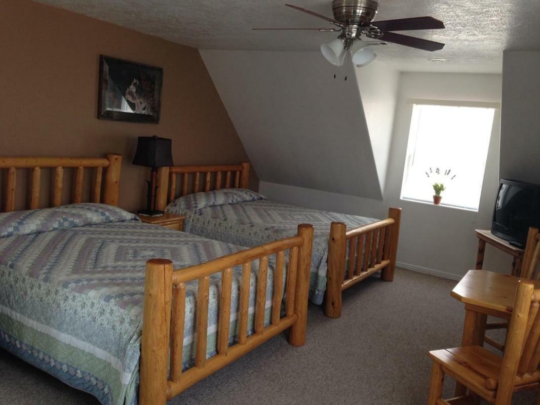 Bullberry inn Bed&Breakfast Tropic Exterior foto